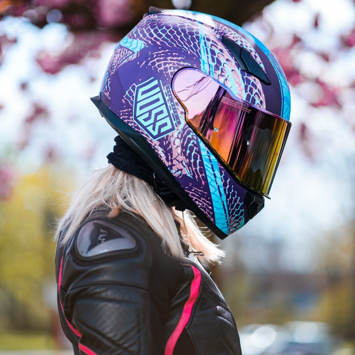 Voss 988 Moto-1 Purple Haze Serpienti Helmet